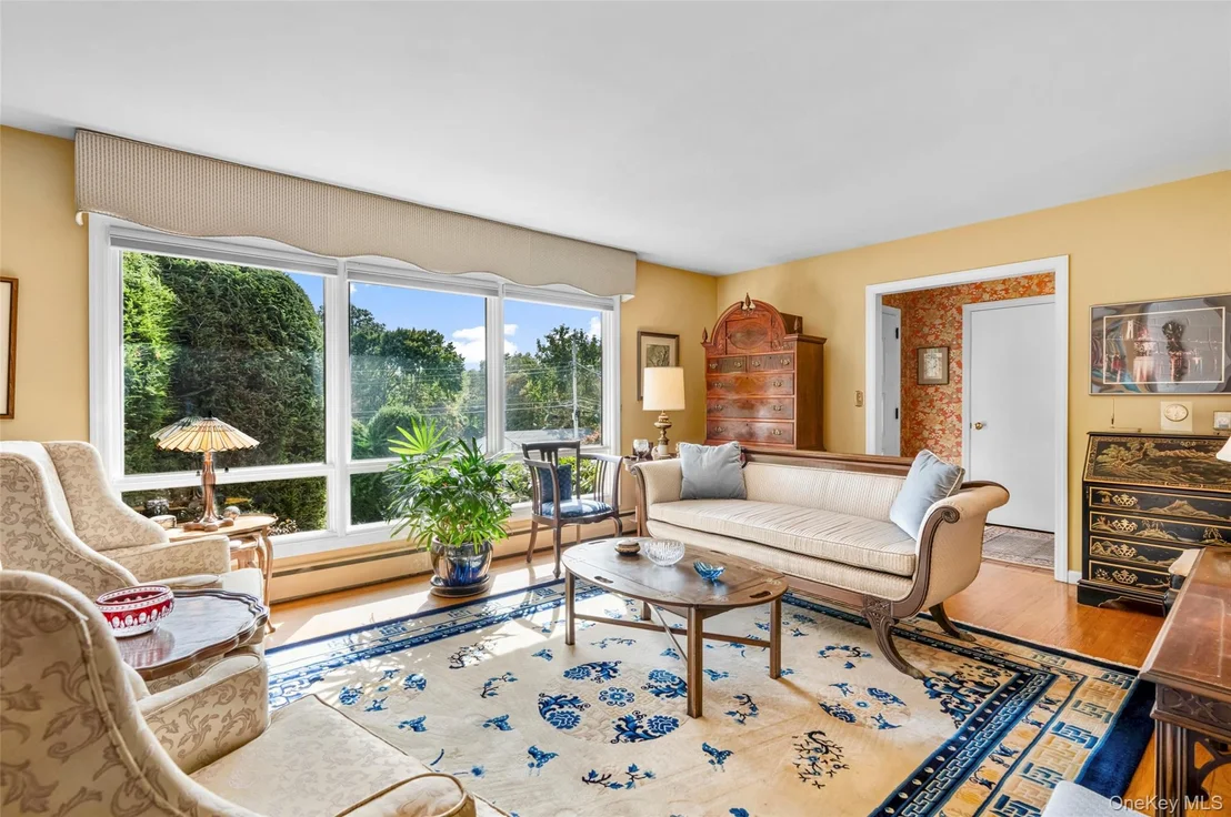 Photo of 46 Skyview Drive