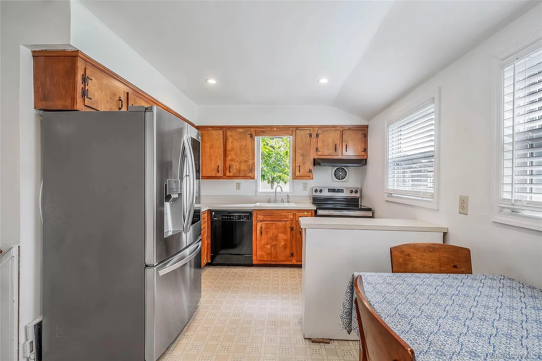 Photo of 2275 Hynes Place