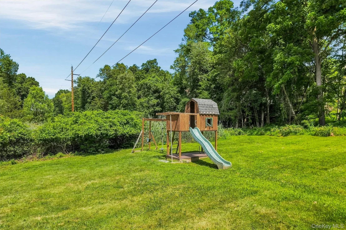 Photo of 47 Scenic Drive