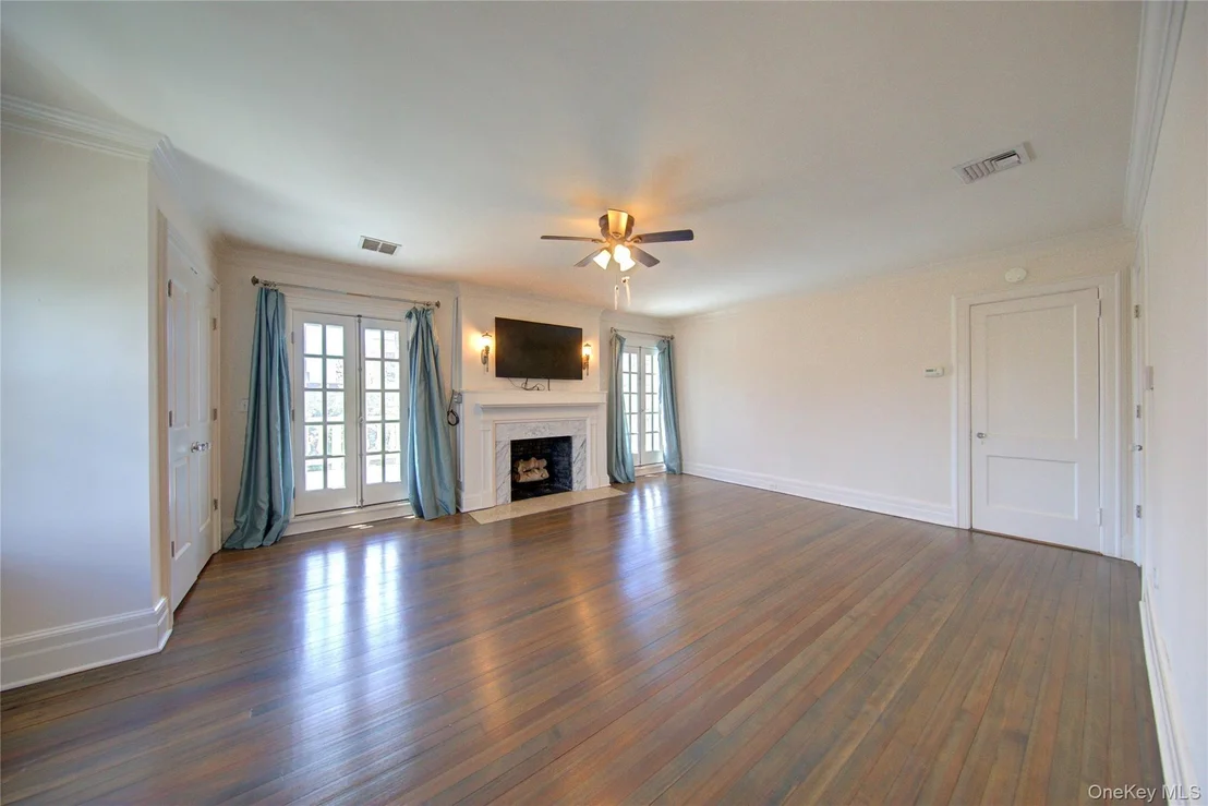 Photo of 159 Magnolia Boulevard