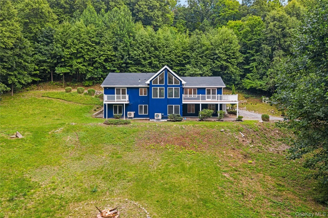 Photo of 24 Babbling Brook Lane