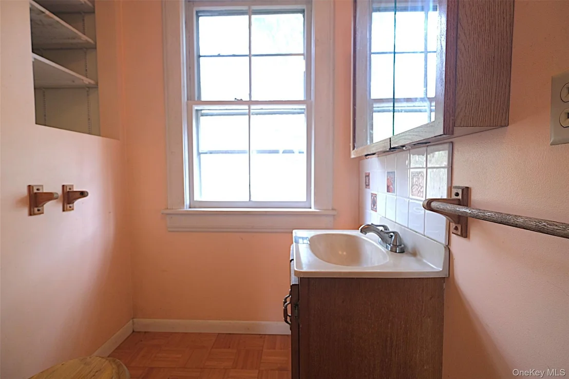 Photo of 68 Bushwick Road