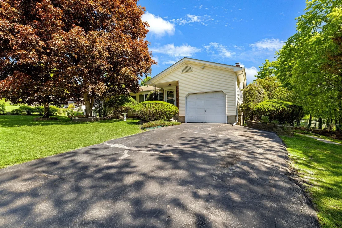 Photo of 22 Witte Drive