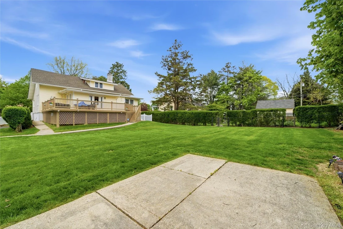 Photo of 414 Potter Boulevard