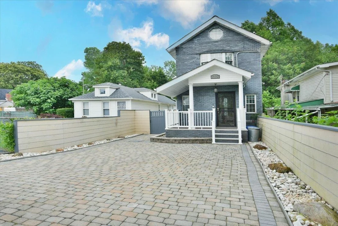 Photo of 1632 Harding Park