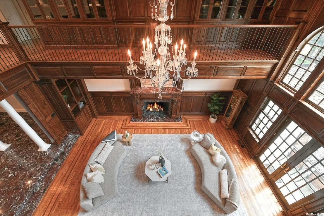 Photo of 9 Colonial Drive