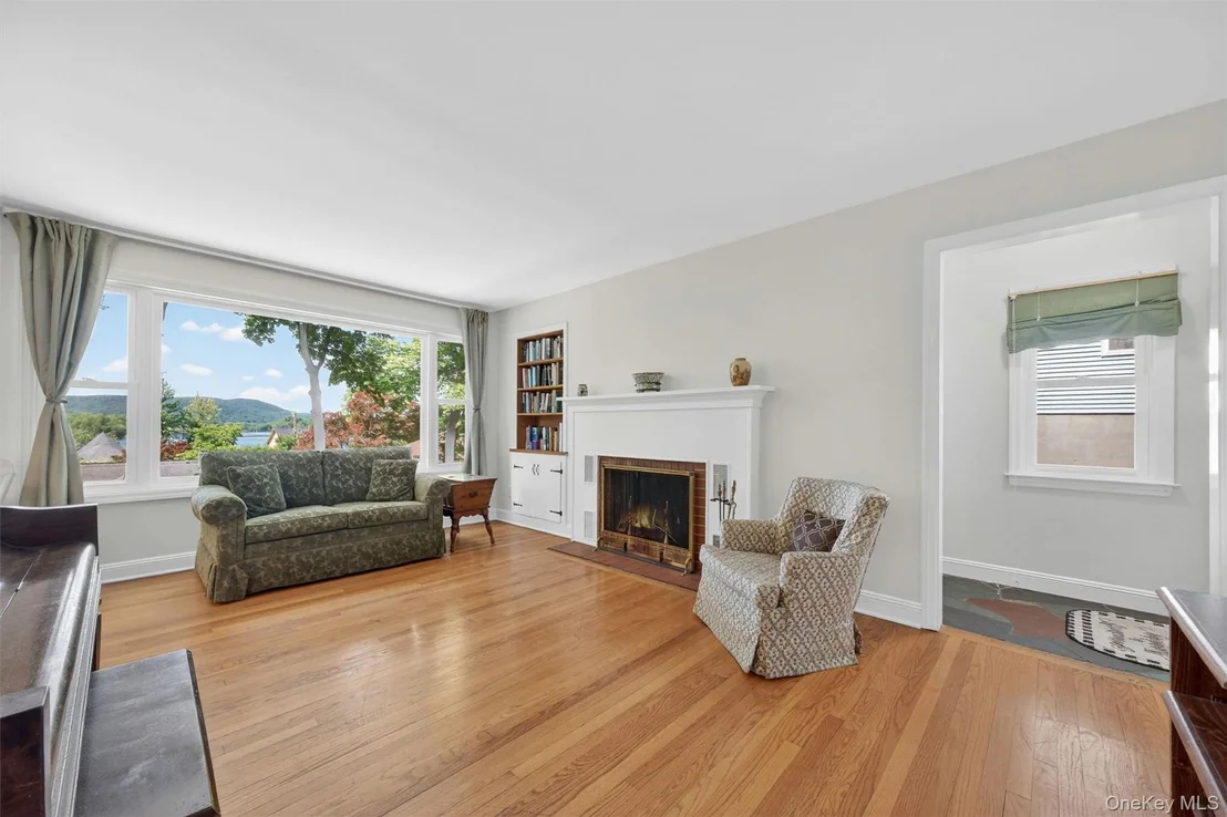 Photo of 333 Oak Drive