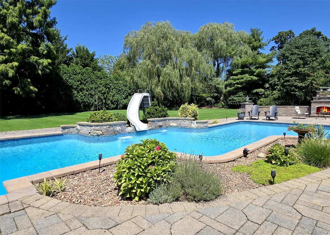 Photo of 11 Simpson Gate
