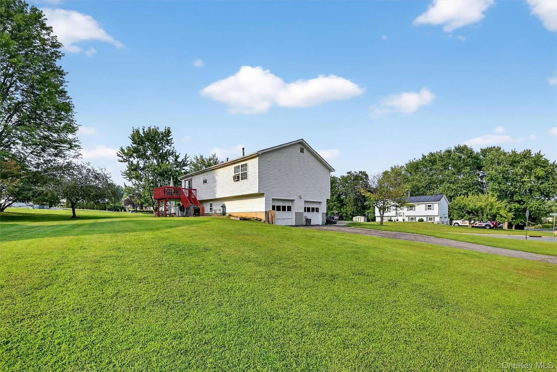 Photo of 1 Windsor Square Drive
