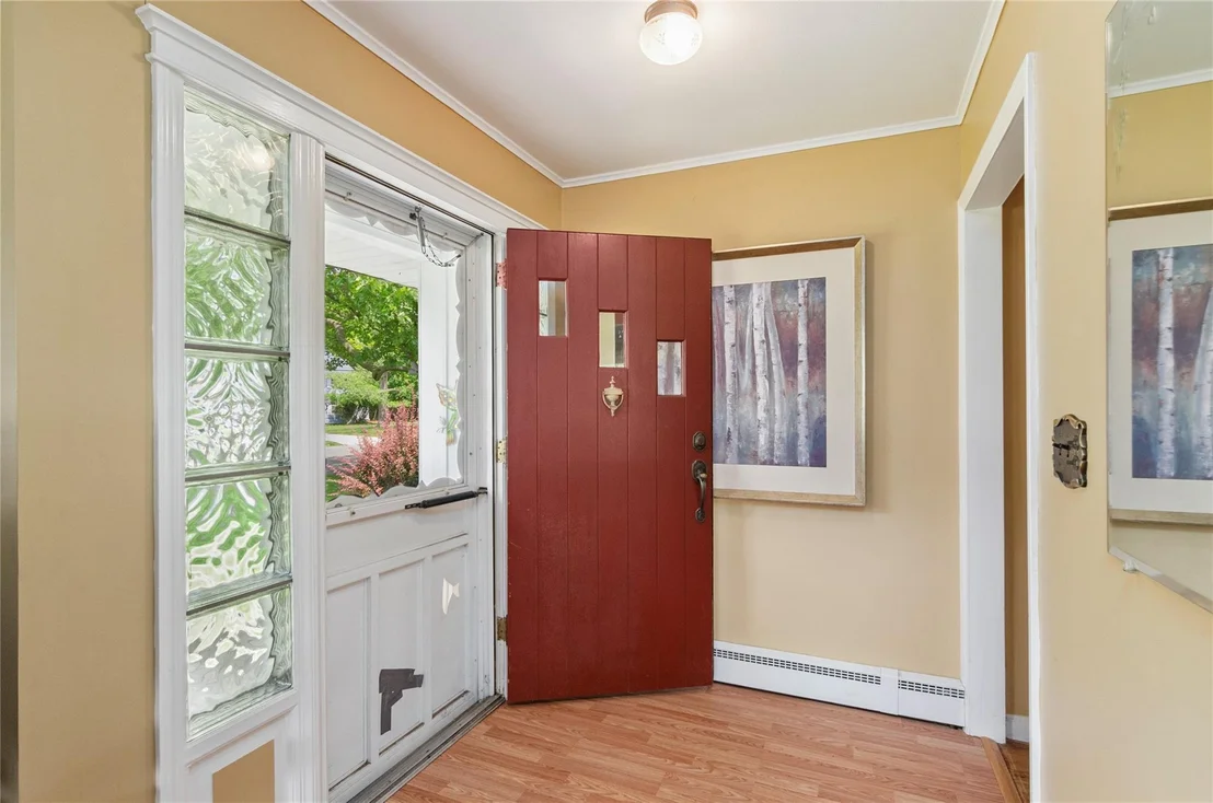 Photo of 16 Colonial Drive