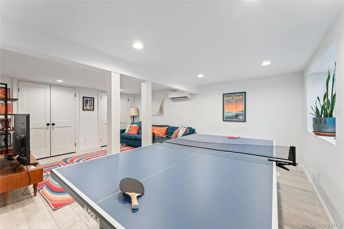 Photo of 81 Walgrove Avenue