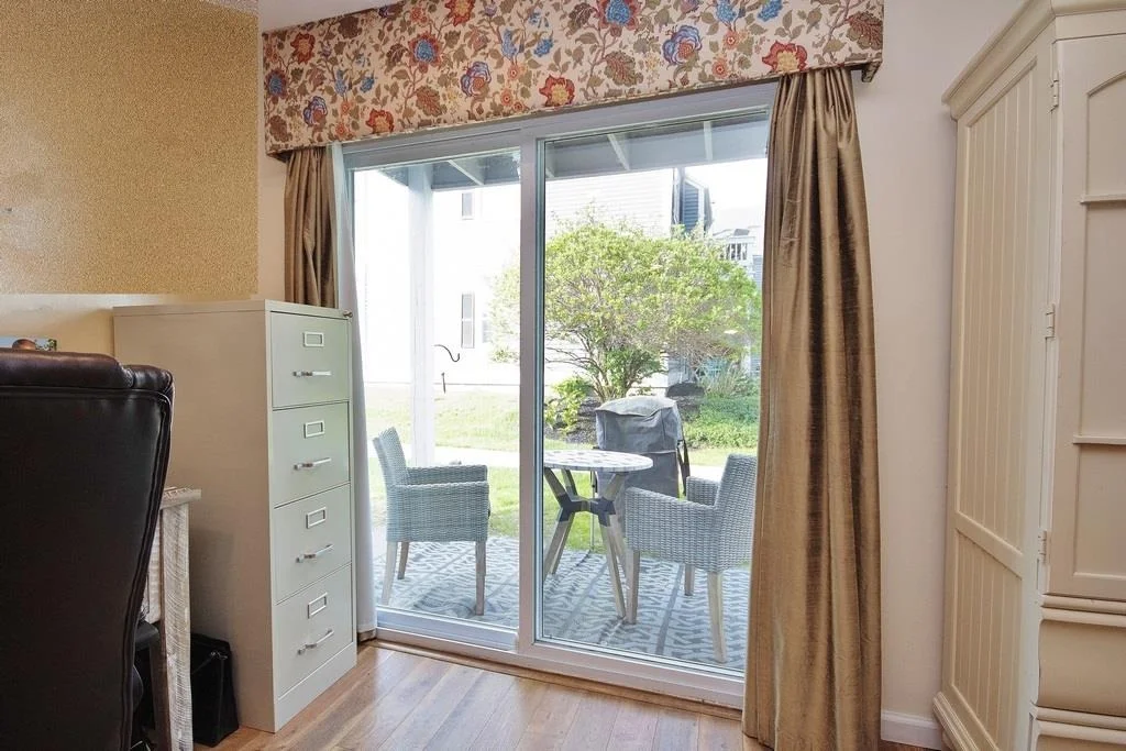 Photo of Unit B at 800 Commons Way