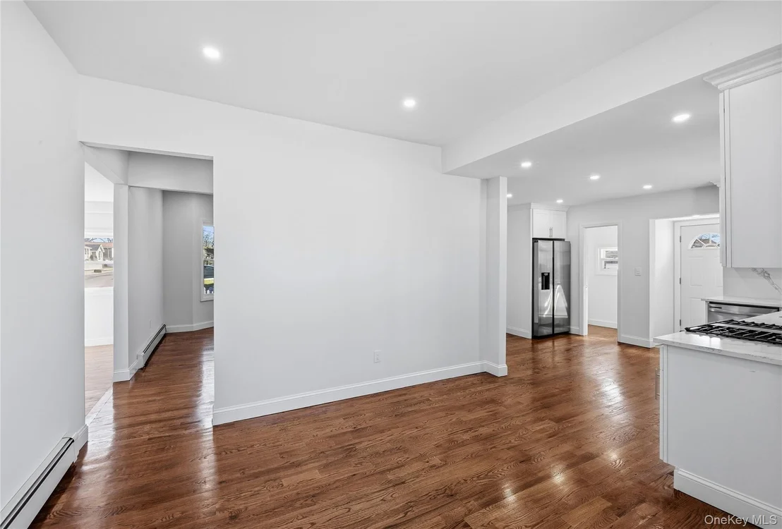 Photo of 22 Colonial Avenue
