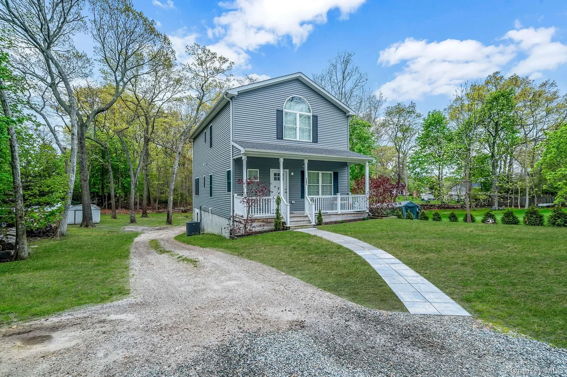 Photo of 187 Hallock Street