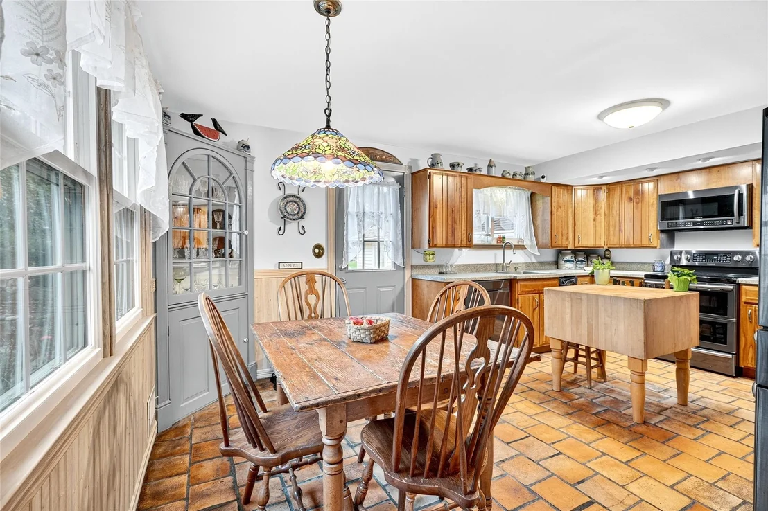 Photo of 243 Dingle Ridge Road