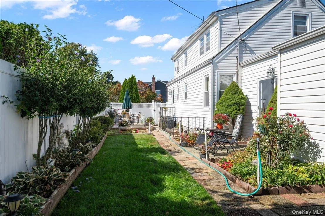 Photo of 3520 Mallard Road