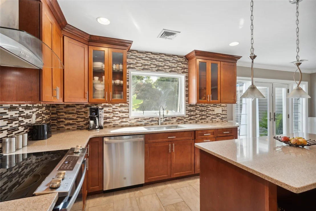 Photo of 2126 Cayuga Drive