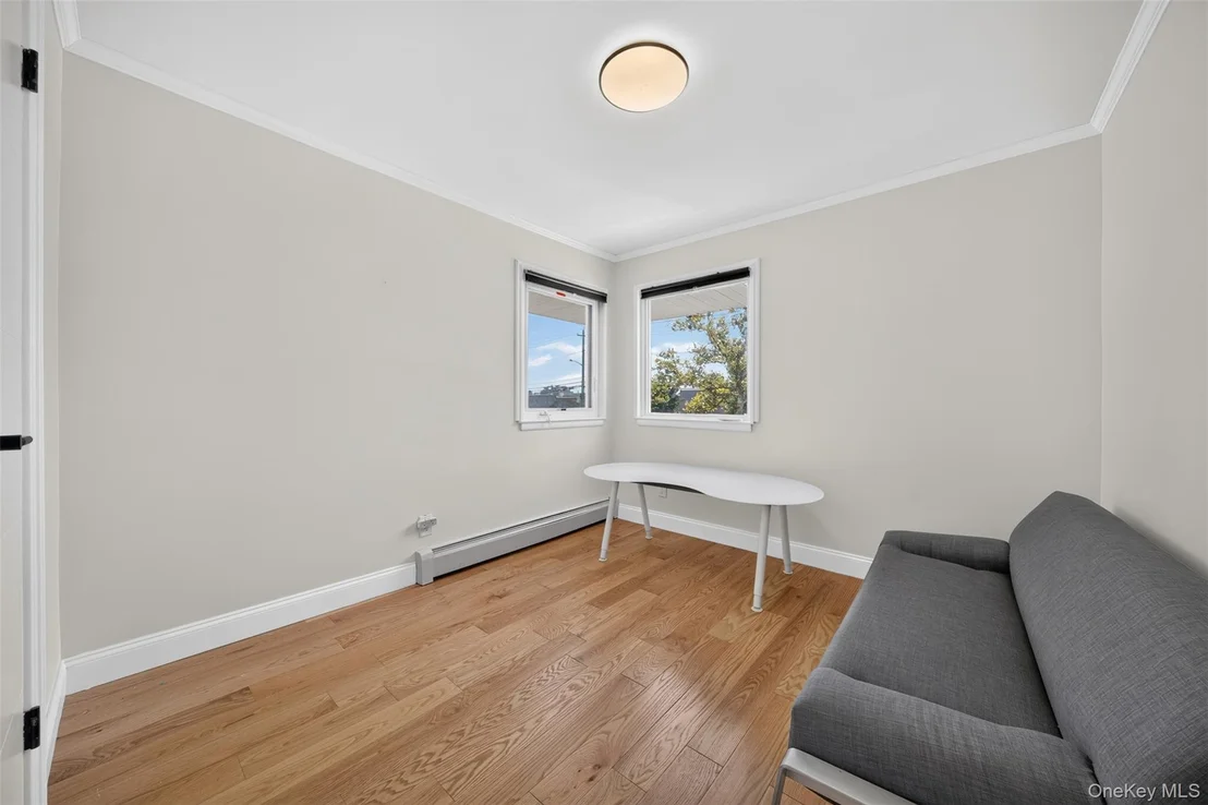 Photo of 76 Marcus Avenue