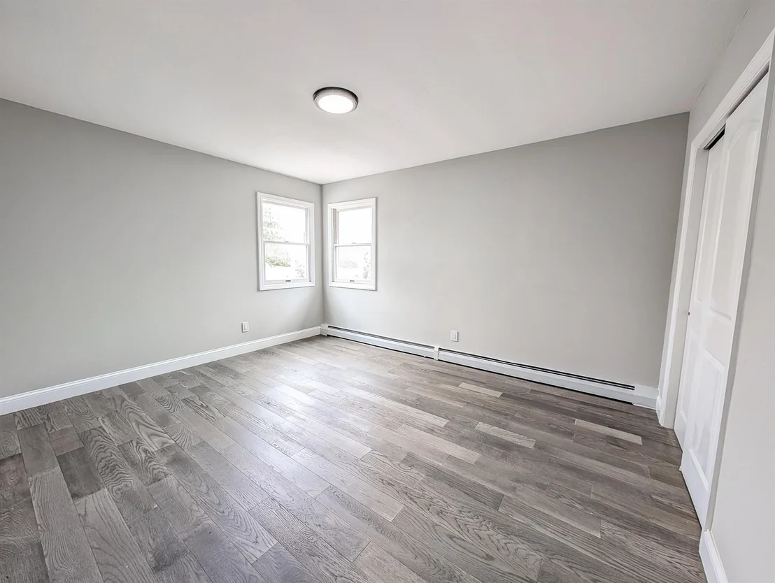 Photo of 241 Alexander Avenue