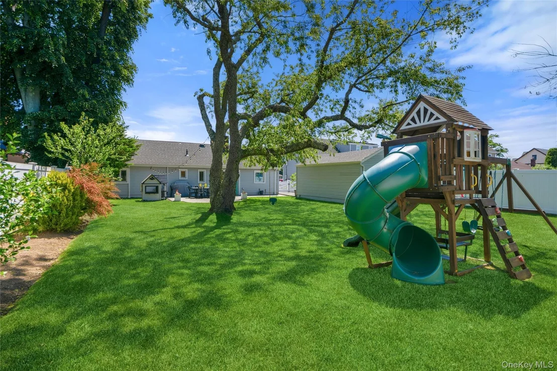 Photo of 51 Fox Boulevard
