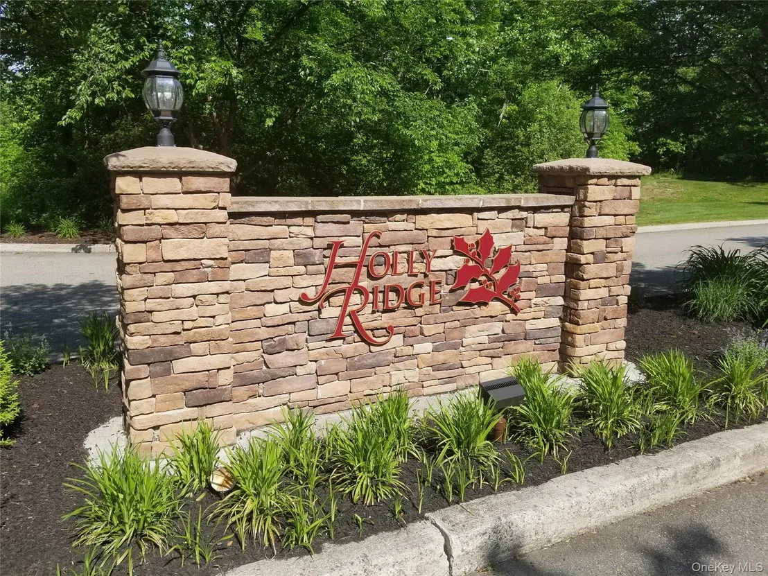 Photo of 1604 Pondview Loop