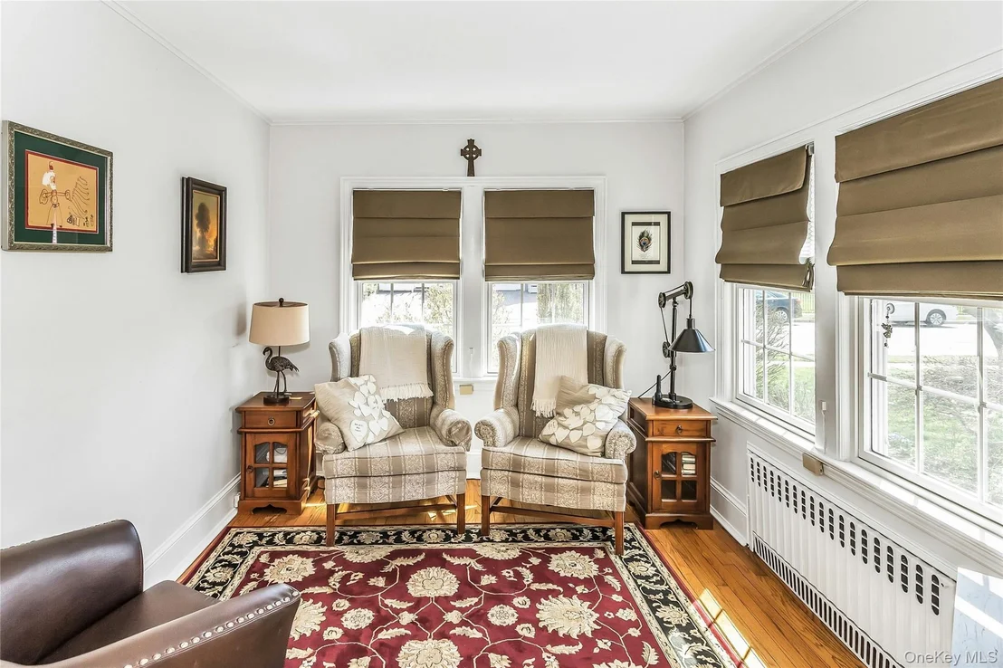 Photo of 7 River Road