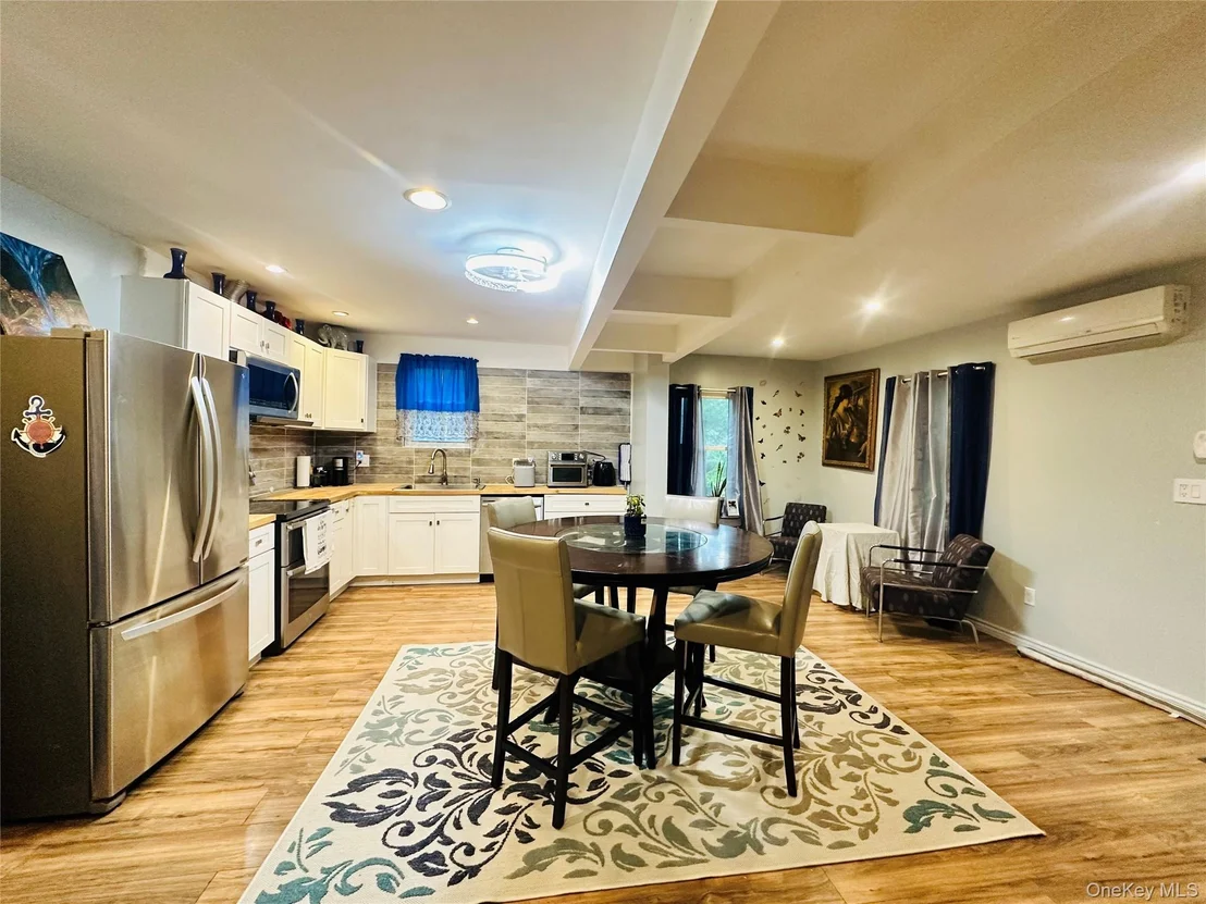 Photo of 14 Macdonnell Heights