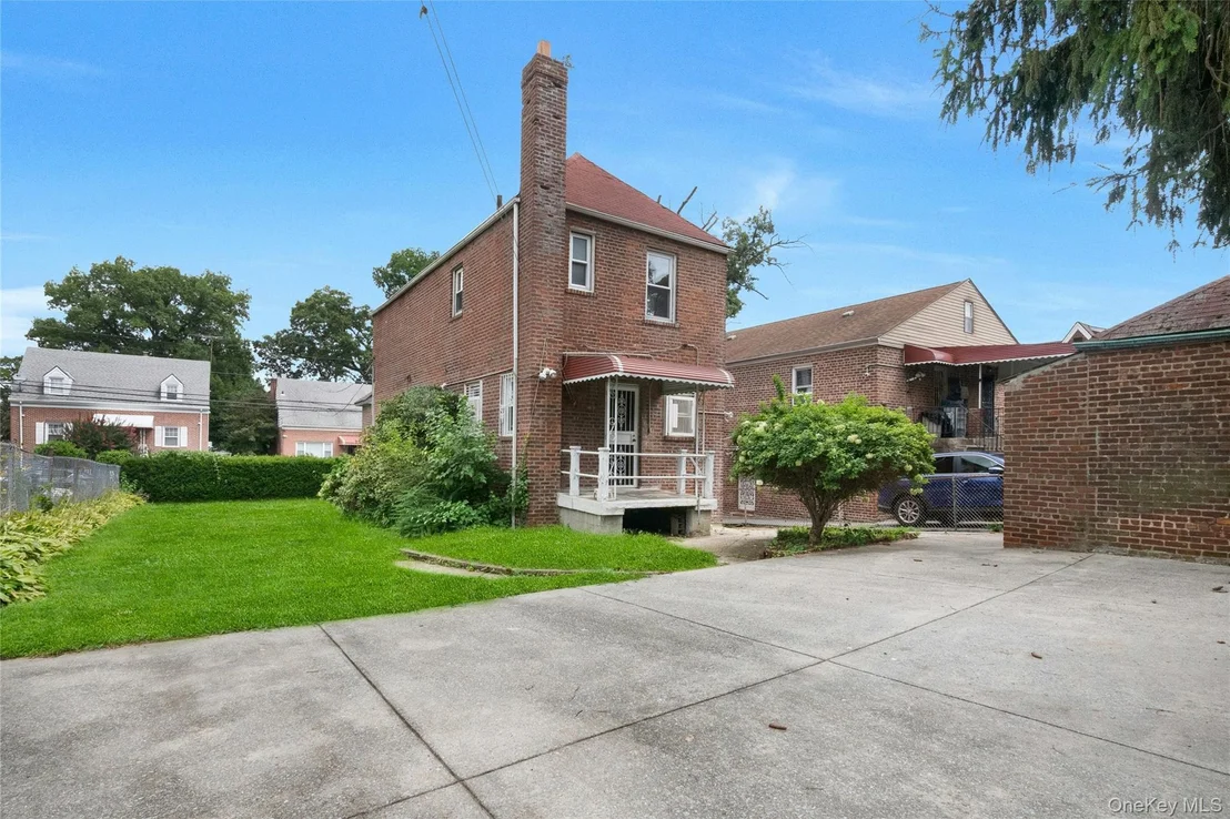 Photo of 4041 Duryea Avenue