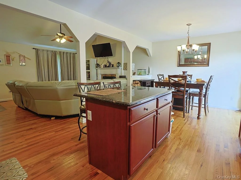 Photo of 46 Maple Lane
