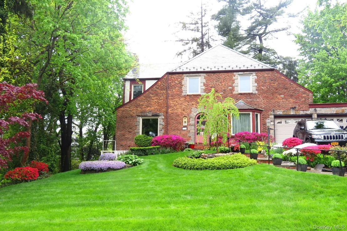 Photo of 36 Strathmore Road