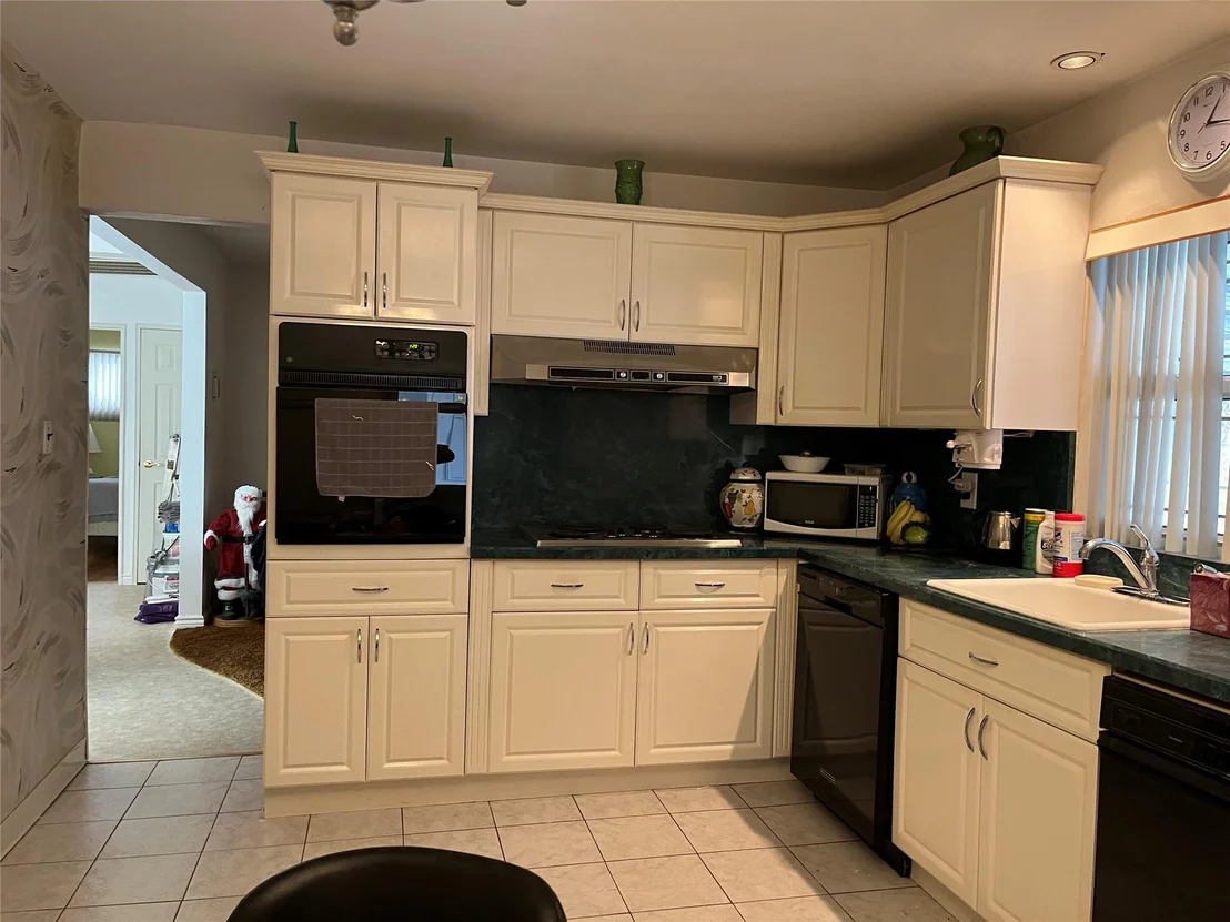 Photo of 75 Ryder Avenue