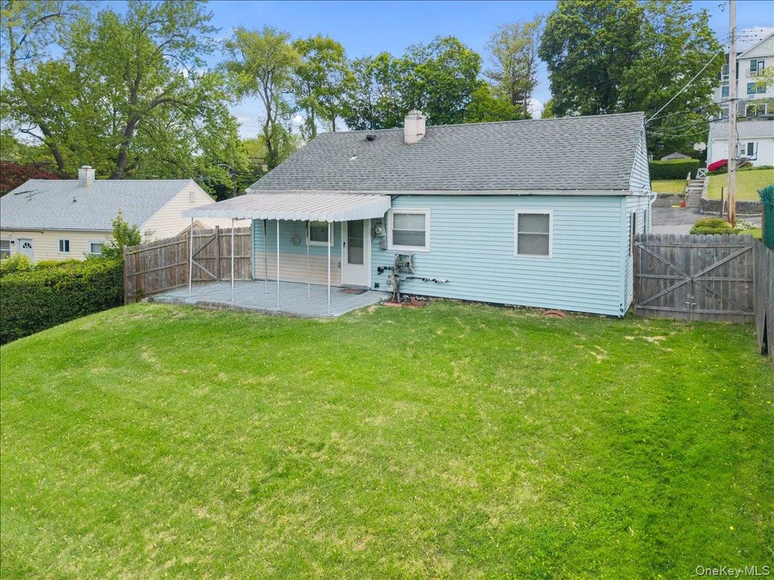 Photo of 8 Cayuga Drive