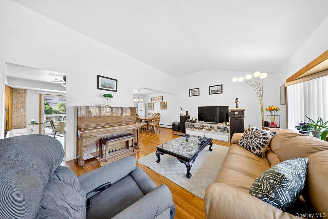 Photo of 42 Edna Drive