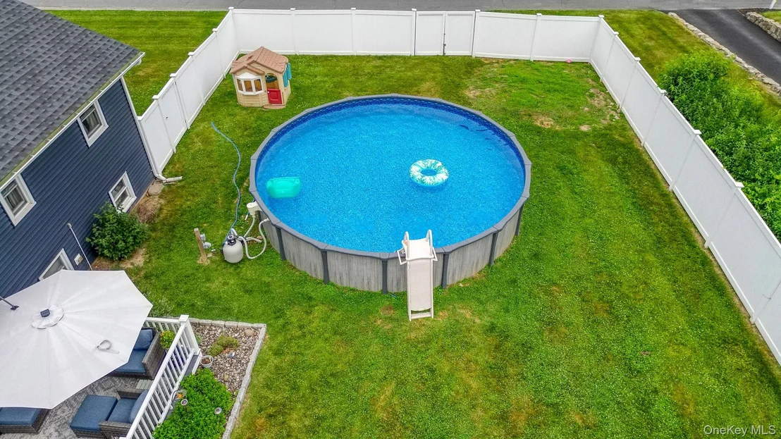 Photo of 21 Continental Drive