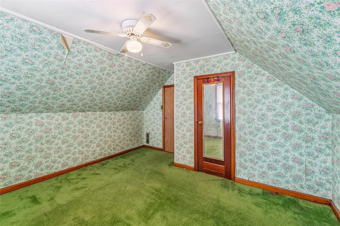 Photo of 248 Cushing Avenue