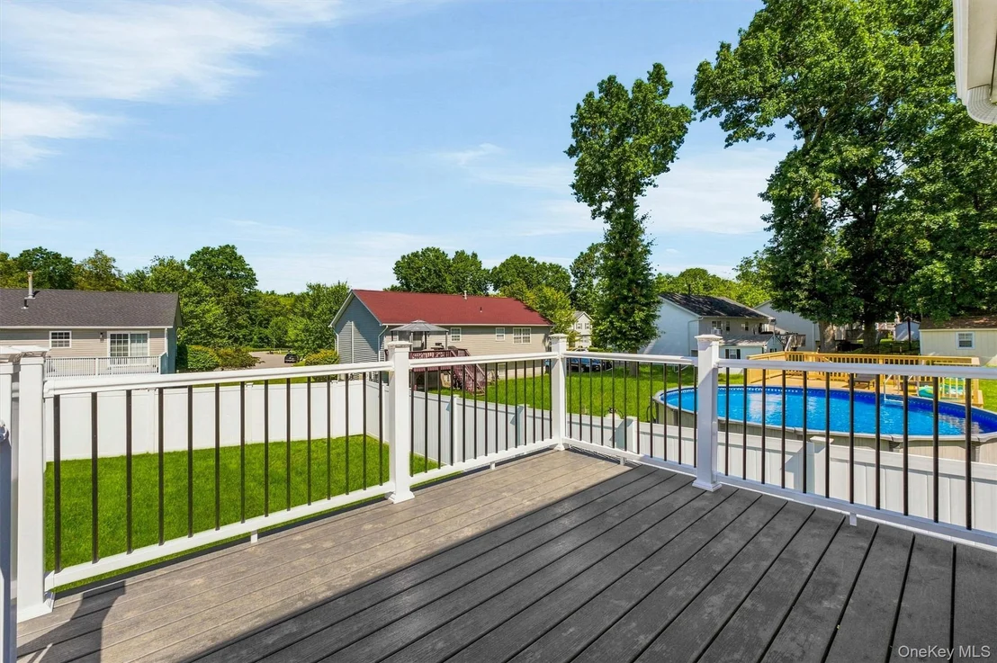 Photo of 17 Princeton Drive