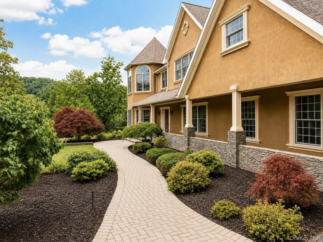 Photo of 10 Sutherland Drive
