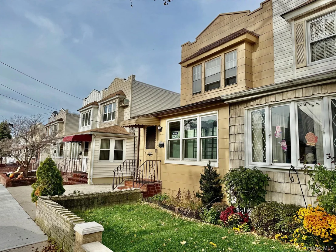 Photo of 64-41 60th Avenue