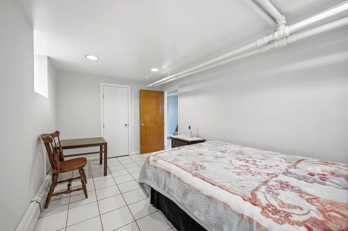 Photo of 4000 Pratt Avenue