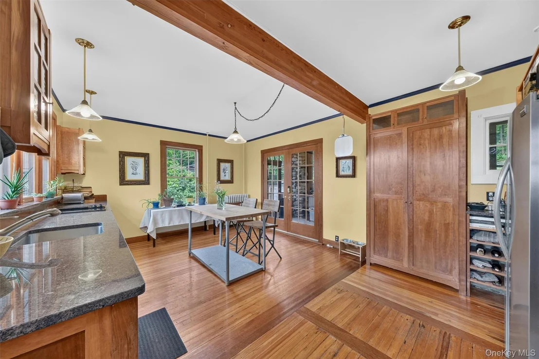 Photo of 37 Ridge Road