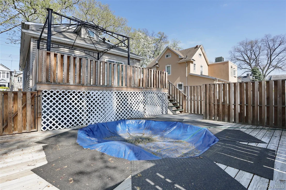 Photo of 721 Vincent Avenue