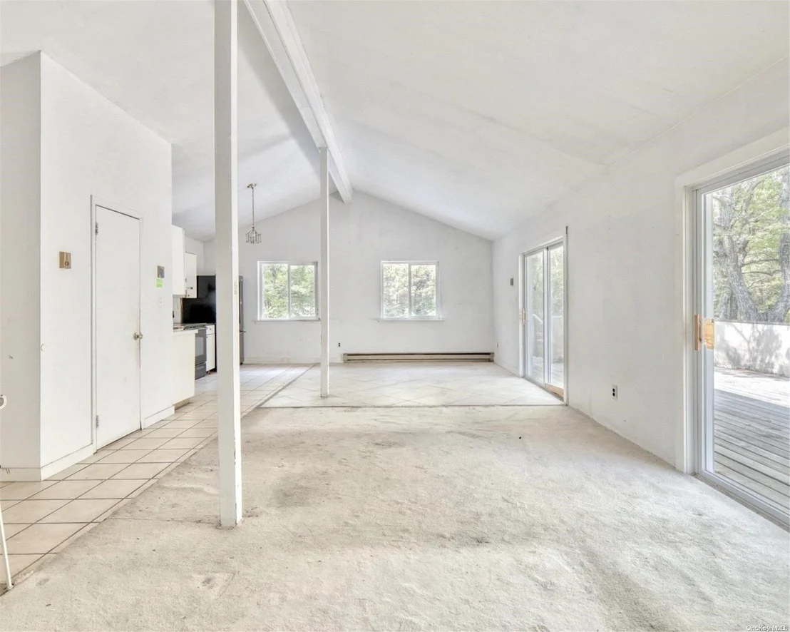 Photo of 10 Maple Street