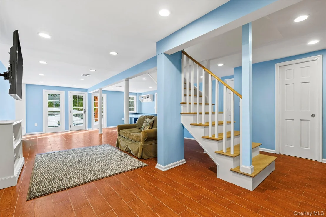Photo of 69 Brevoort Lane