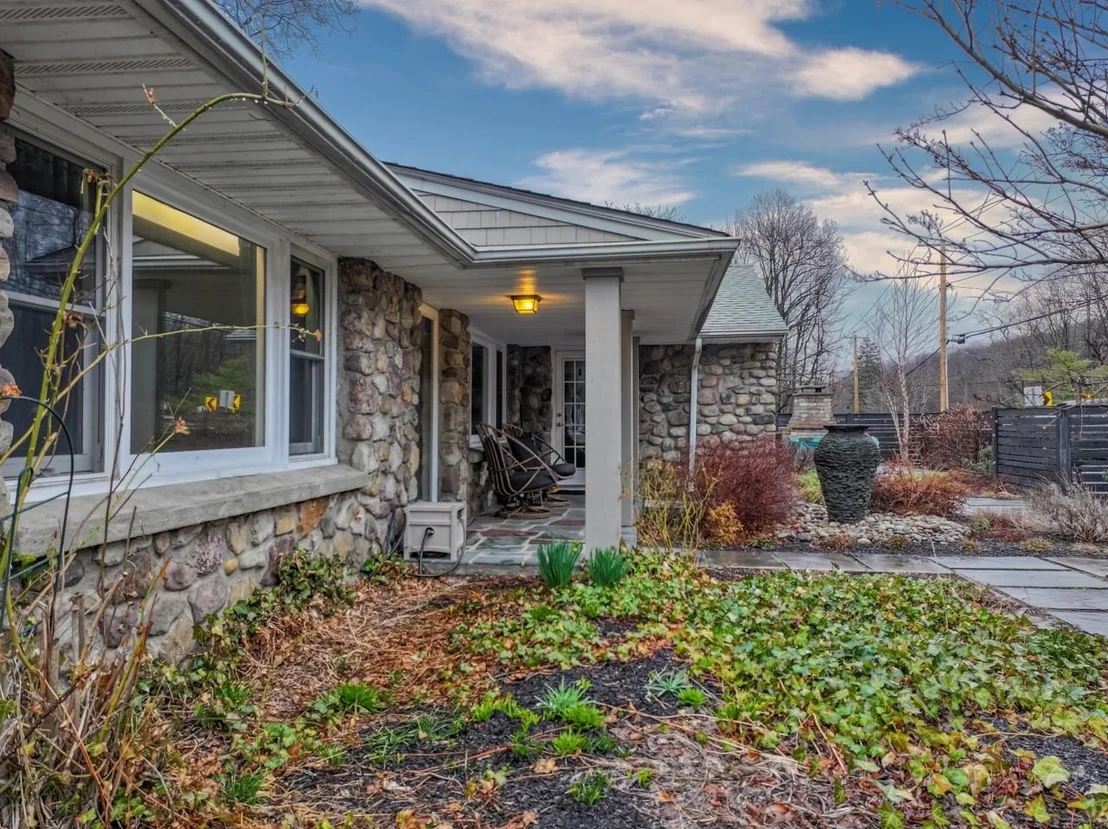 Photo of 538 Angola Road