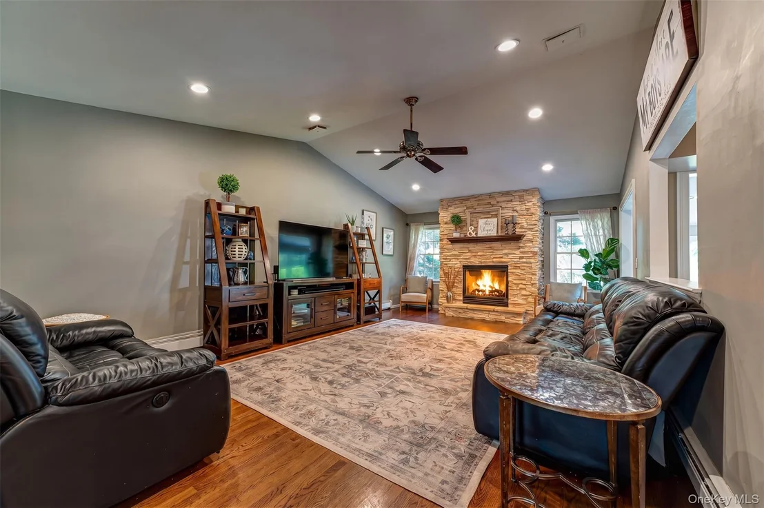 Photo of 9 Elderwood Drive