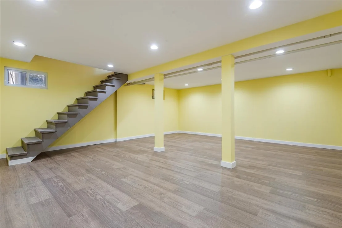 Photo of 256 Phyllis Drive
