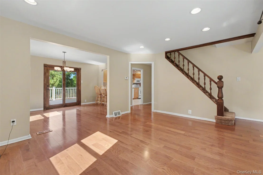 Photo of 33 Grandview Drive