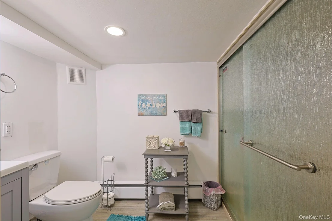 Photo of 42 Streit Avenue