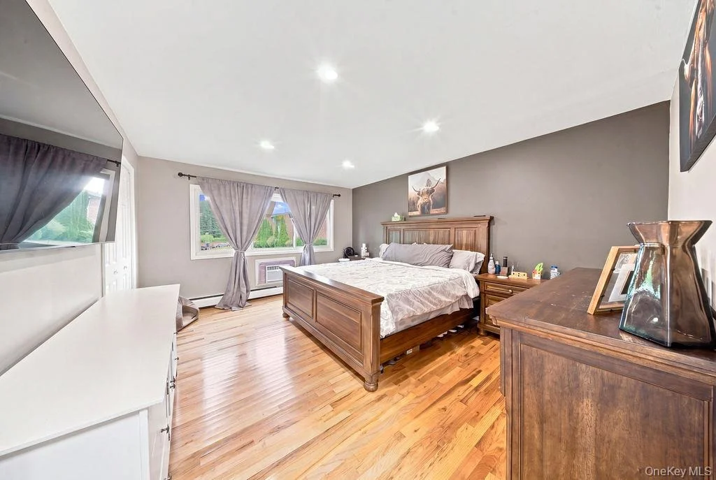 Photo of Unit 7A at 2397 Union Boulevard