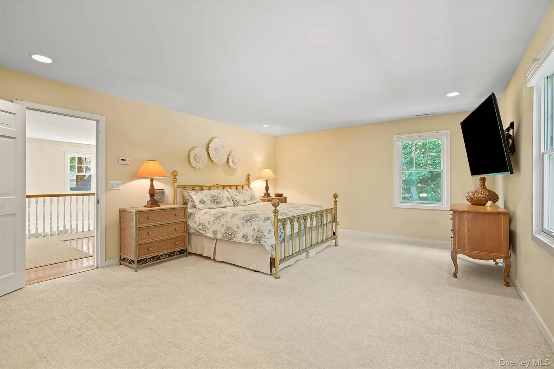 Photo of 9 Boxwood Lane